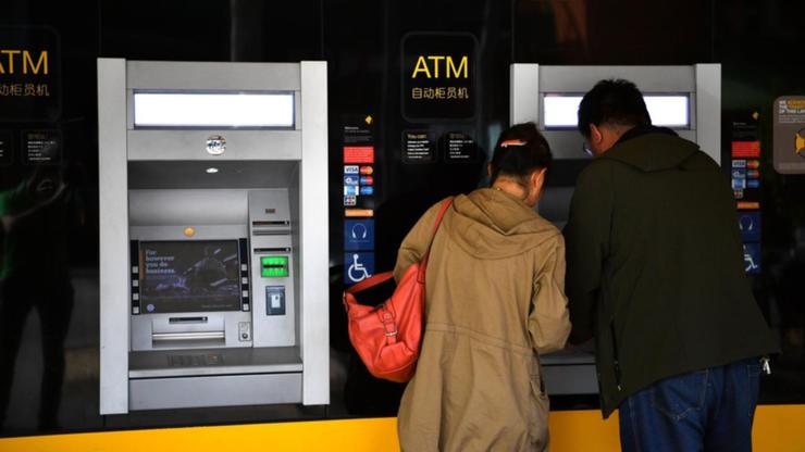 The Commonwealth Bank is working to fix ‘difficulties accessing some of our services’. 